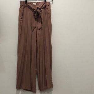 Aritzia Wilfred Faun Pants